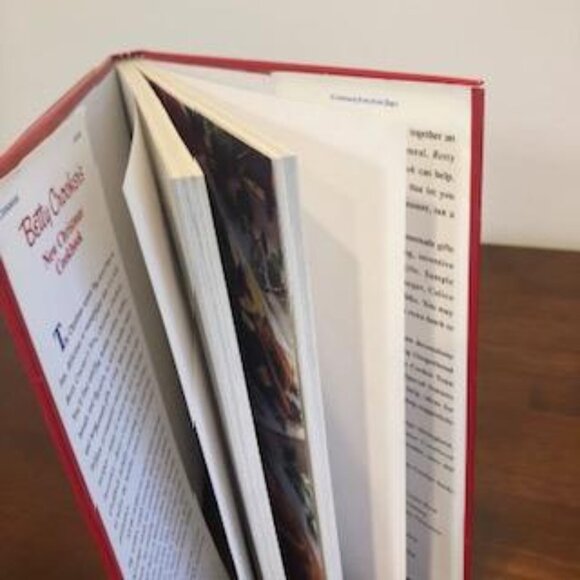 Betty Crocker’s New Christmas Cookbook Hardcover Book Pre-Owned. - Picture 6 of 16